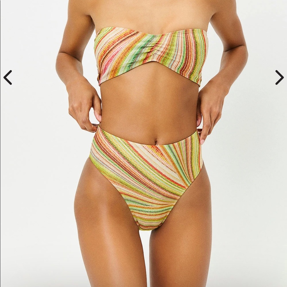 Frankie’s X Hailee Steinfeld Jenna High Waist NWOT